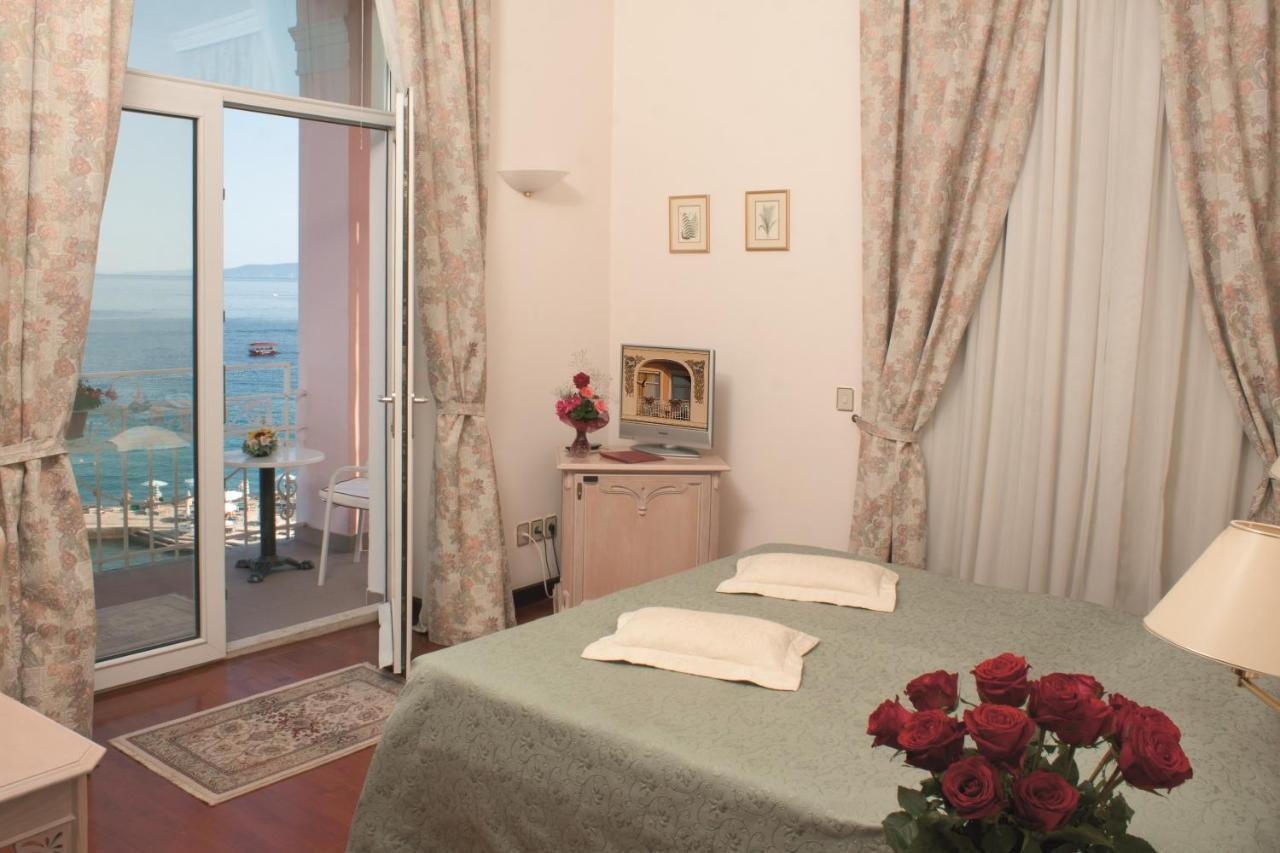 Hotel Mozart Opatija Exteriér fotografie