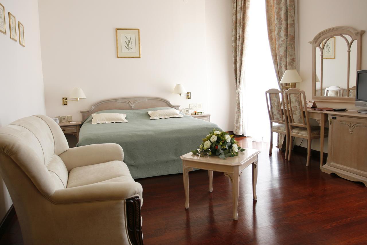 Hotel Mozart Opatija Exteriér fotografie