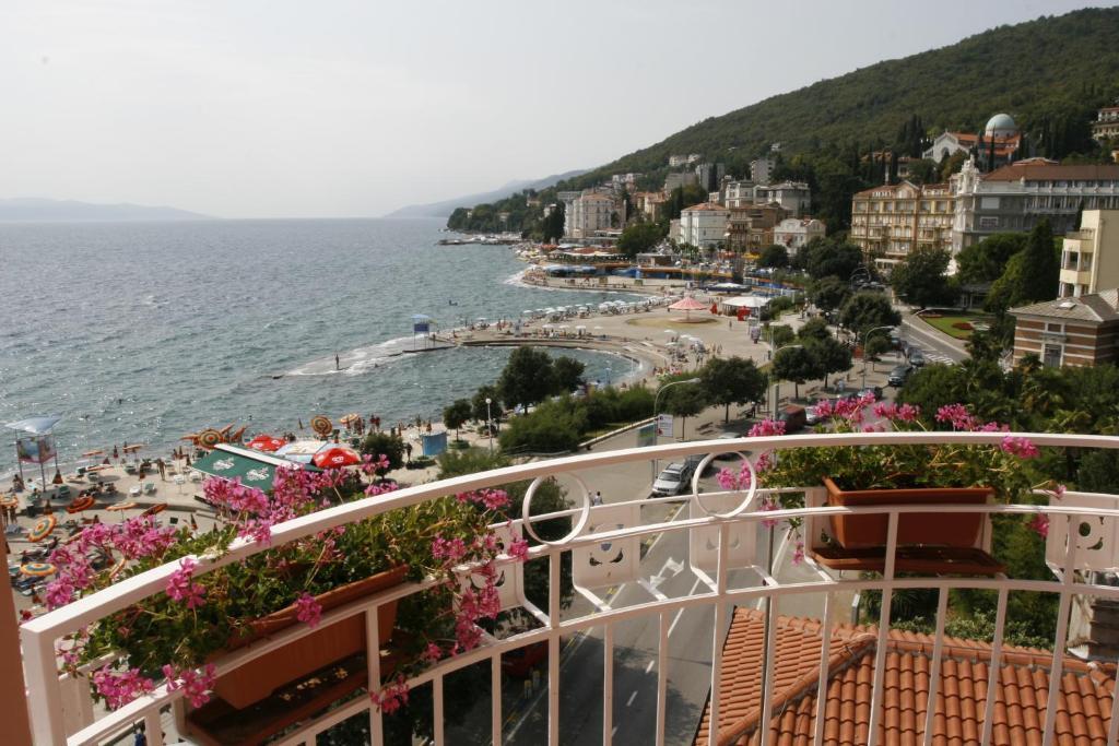 Hotel Mozart Opatija Pokoj fotografie